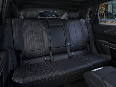 New 2026 Cadillac Lyriq V image 17