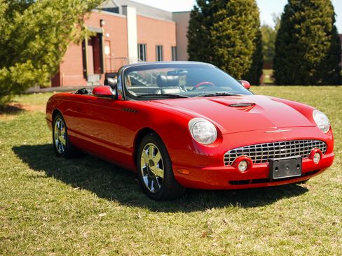 Used 2002 Ford Thunderbird image 11