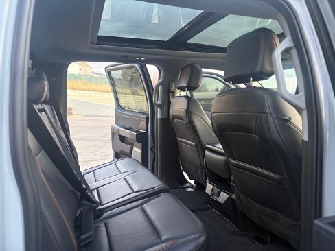 Used 2025 Ford F350 Lariat image 12