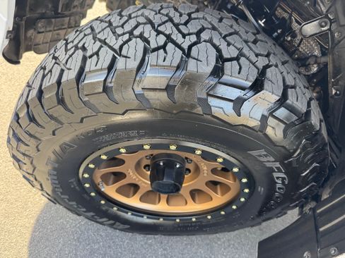 Used 2016 Lexus GX 460 image 20