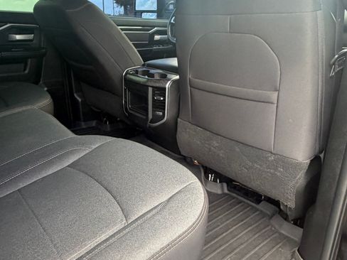 Used 2024 RAM 3500 4x4 Crew Cab Big Horn DRW image 16