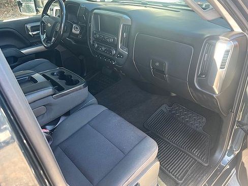 Used 2018 Chevrolet Silverado 1500 LT image 24