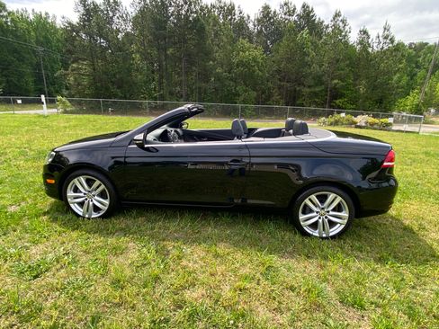 Used 2012 Volkswagen Eos image 1