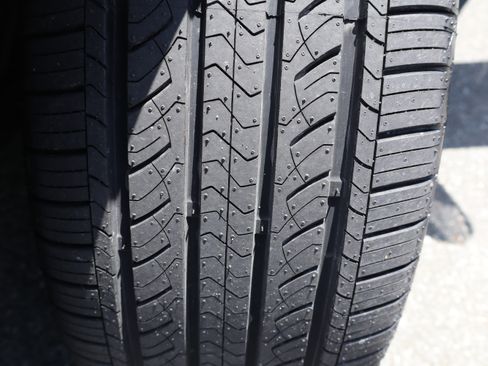 Used 2013 Ford Fusion Titanium FWD image 38