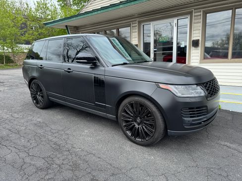 Used 2020 Land Rover Range Rover P525 HSE Sport Utility 4D AWD/4WD image 1