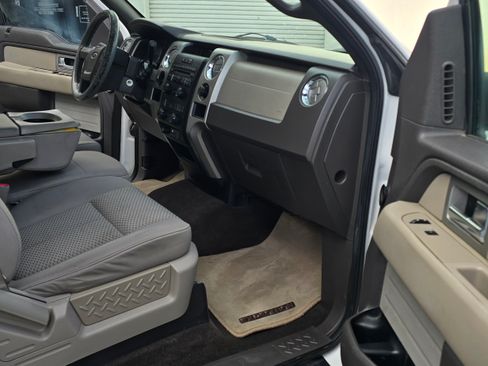 Used 2010 Ford F150 XLT image 24