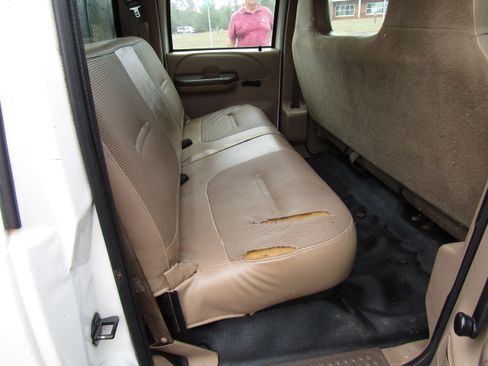 Used 1999 Ford F350 XL image 12