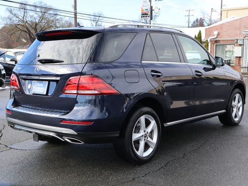 Used 2019 Mercedes-Benz GLE 400 image 8