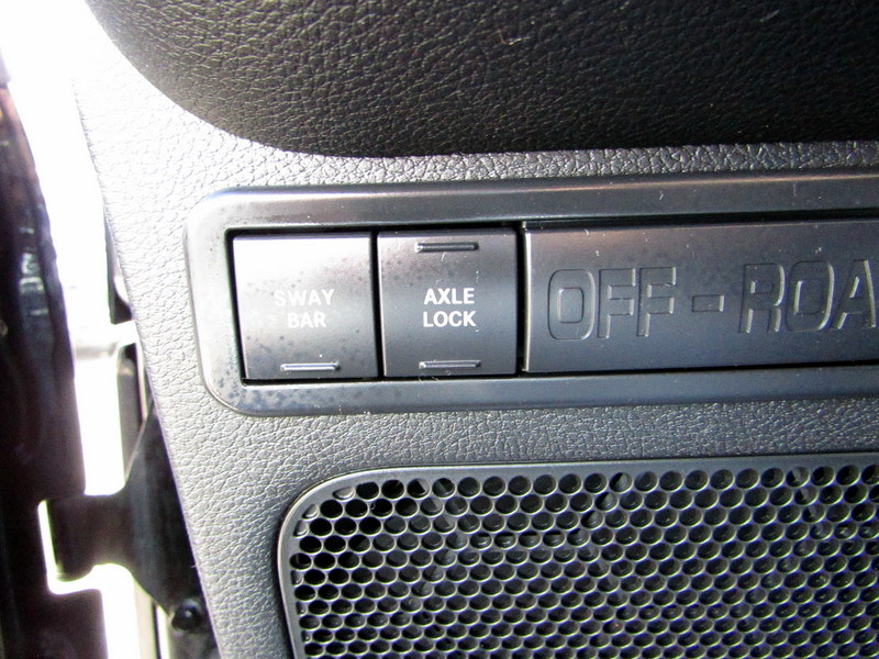 Used 2012 Jeep Wrangler 4WD Rubicon image 18