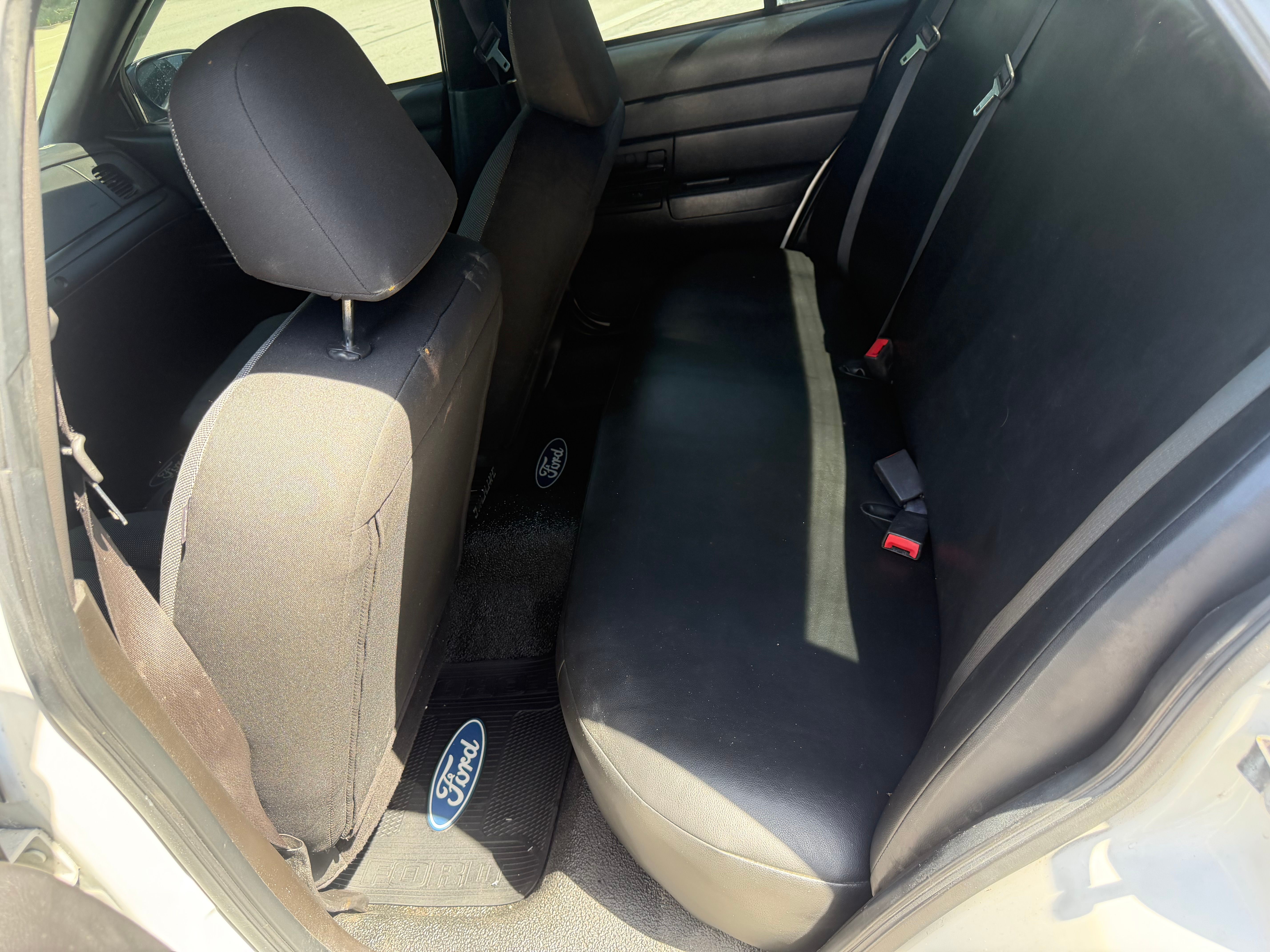 Used 2007 Ford Crown Victoria Police Interceptor RWD image 23