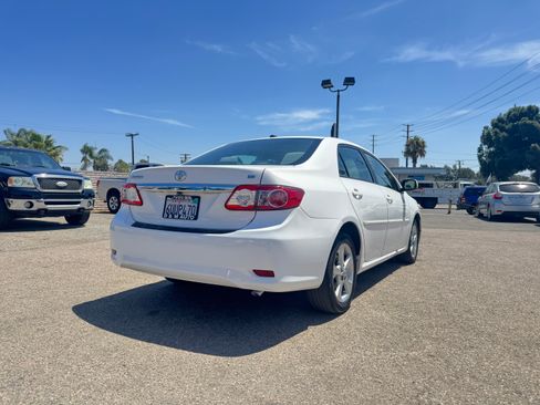 Used 2012 Toyota Corolla LE FWD image 8