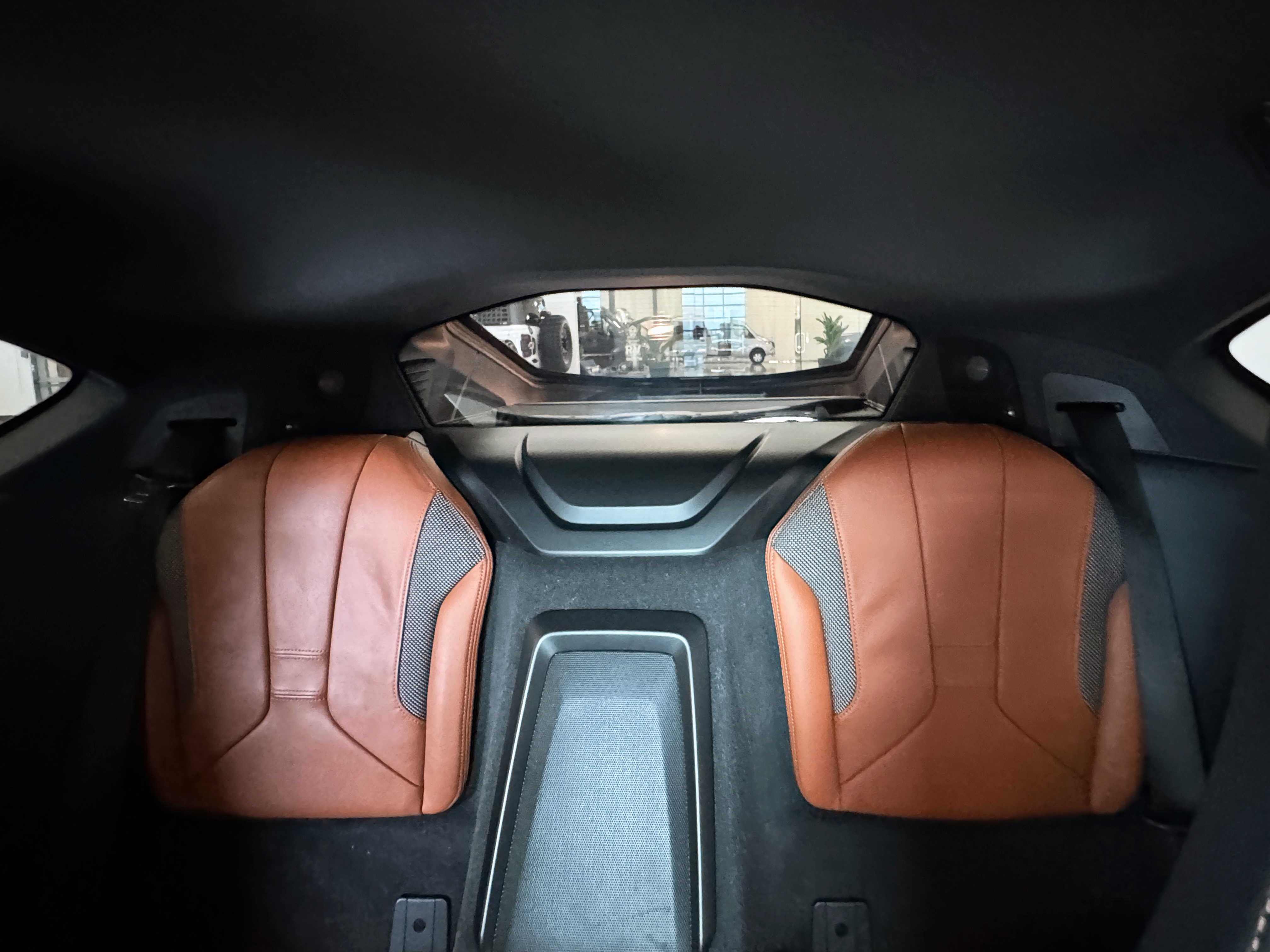 Used 2019 BMW i8 Coupe AWD/4WD image 25
