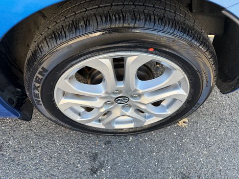 Used 2017 Toyota Yaris iA image 22