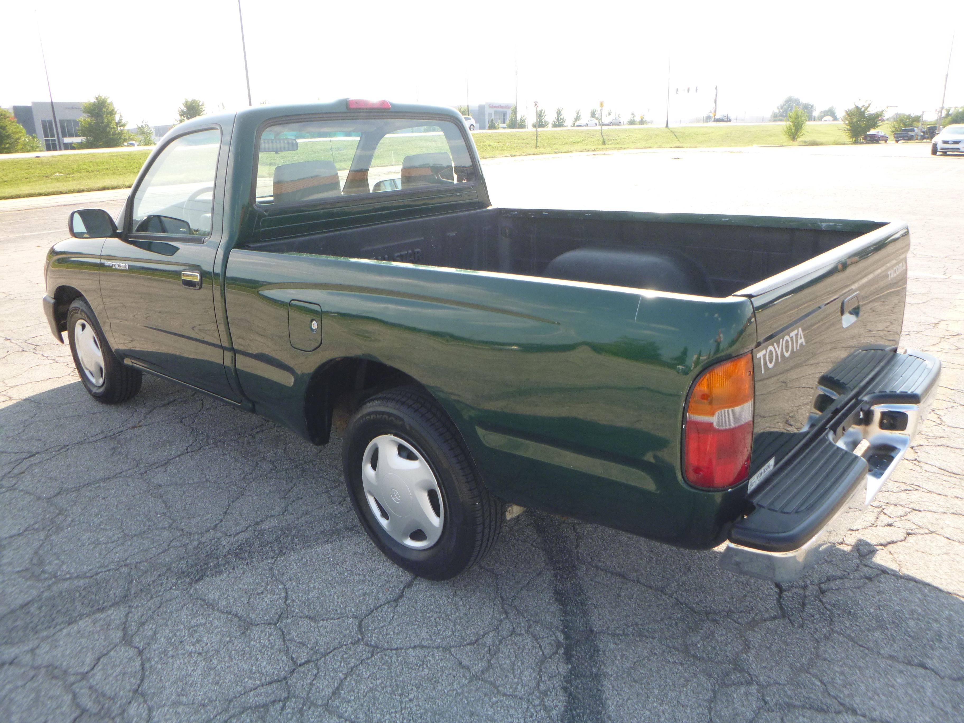 Used 1999 Toyota Tacoma 2WD Regular Cab image 8