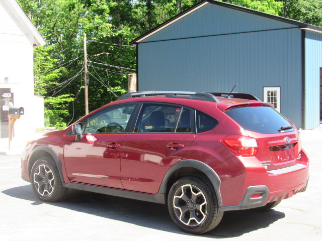 Used 2013 Subaru XV Crosstrek 2.0i Premium AWD/4WD image 4
