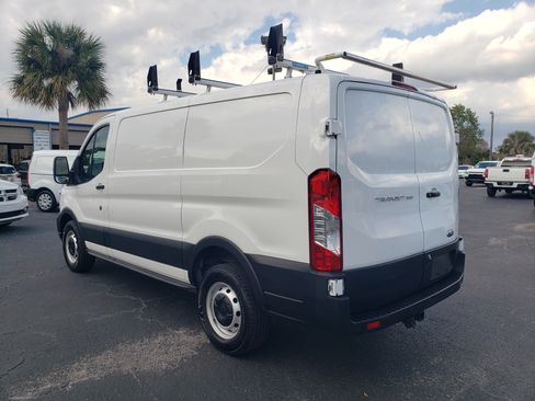 Used 2023 Ford Transit 250 image 3