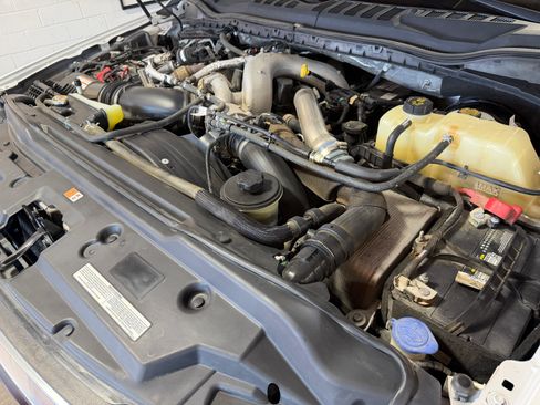 Used 2020 Ford F250 Super Duty Platinum image 31
