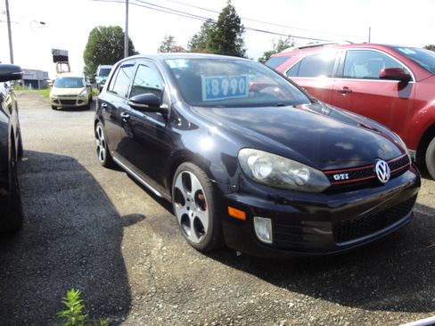 Used 2012 Volkswagen GTI 4-Door FWD image 3