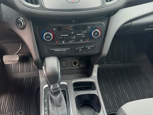 Used 2019 Ford Escape 4WD SE image 12
