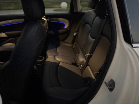 Used 2015 MINI Cooper S 4-Door Hardtop FWD image 27