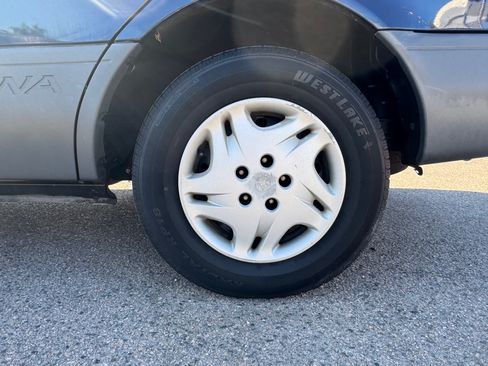 Used 2003 Toyota Sienna CE image 11