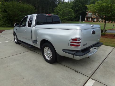 Used 2003 Ford F150 2WD SuperCab XLT image 3
