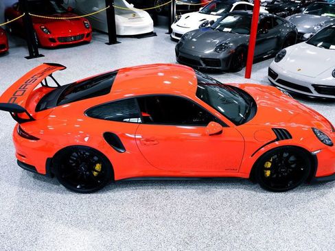 Used 2016 Porsche 911 GT3 RS image 8