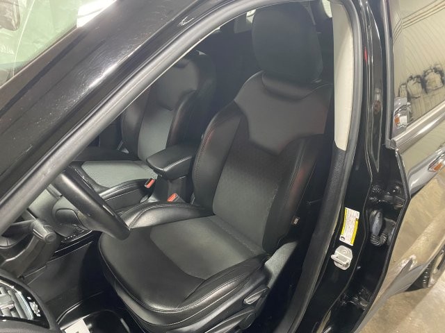 Used 2018 Jeep Compass FWD Latitude image 7
