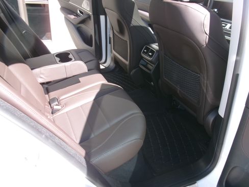 Used 2023 Mercedes-Benz GLE 350 image 8