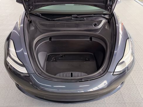 Used 2020 Tesla Model 3 Long Range image 18