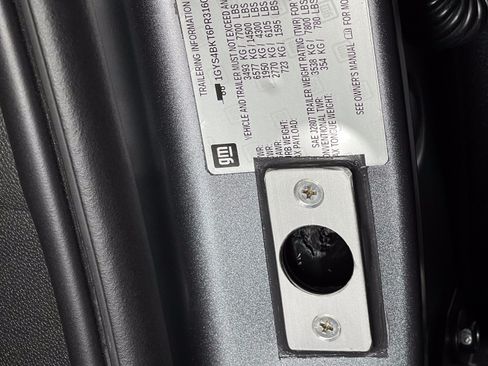 Used 2023 Cadillac Escalade Platinum Luxury image 48