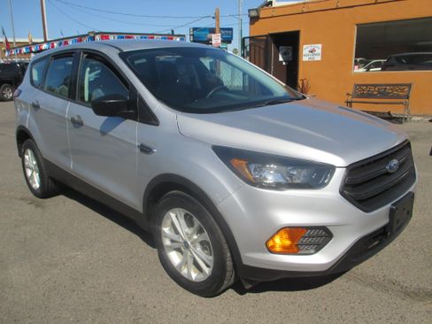 Used 2019 Ford Escape S image 13