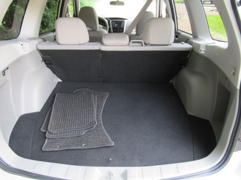 Used 2013 Subaru Forester 2.5X Premium AWD/4WD image 19