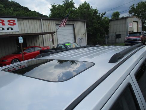 Used 2010 Jeep Patriot 4WD Sport image 9