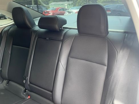 Used 2020 Volkswagen Jetta SE FWD image 22