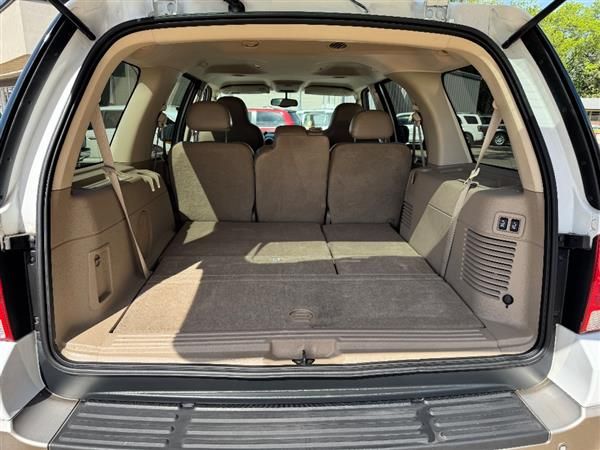 Used 2004 Ford Expedition Eddie Bauer RWD image 5