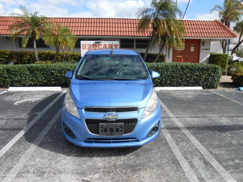 Used 2014 Chevrolet Spark LT image 9