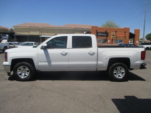 Used 2014 Chevrolet Silverado 1500 Crew Cab LT RWD image 1