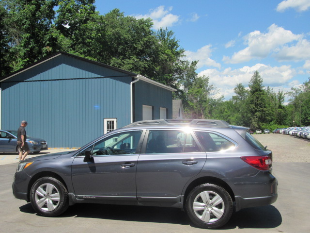 Used 2015 Subaru Outback 2.5i AWD/4WD image 4