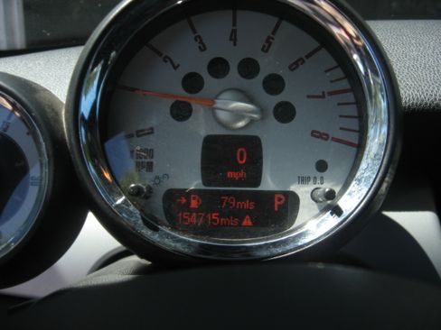 Used 2011 MINI Cooper Convertible FWD image 10
