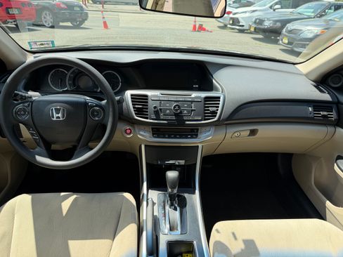 Used 2013 Honda Accord EX Sedan image 16