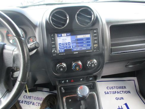 Used 2010 Jeep Patriot 4WD Sport image 34