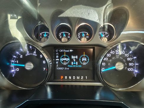 Used 2014 Ford F350 4x4 SuperCab DRW Super Duty image 14