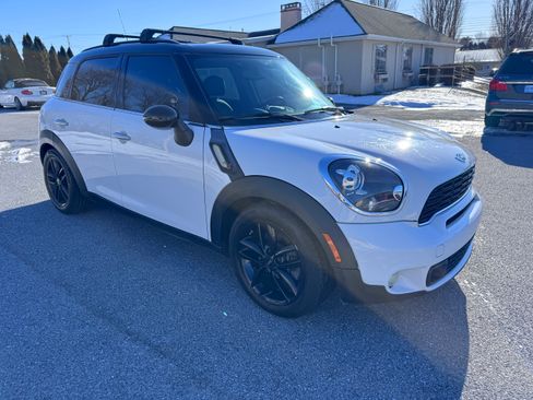 Used 2014 MINI Cooper Countryman S image 3