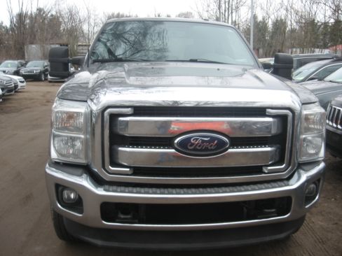 Used 2013 Ford F250 XLT image 2