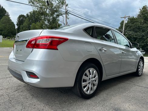 Used 2017 Nissan Sentra S FWD image 4