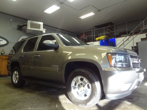 Used 2012 Chevrolet Tahoe LS image 1