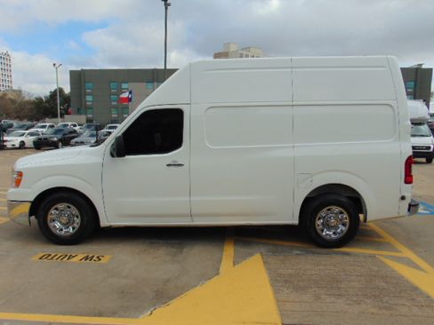 Used 2017 Nissan NV 2500 SL image 5