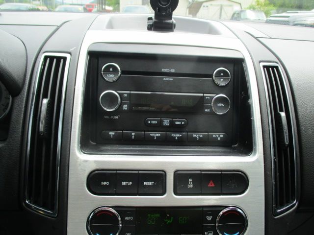 Used 2010 Ford Edge AWD Limited image 34