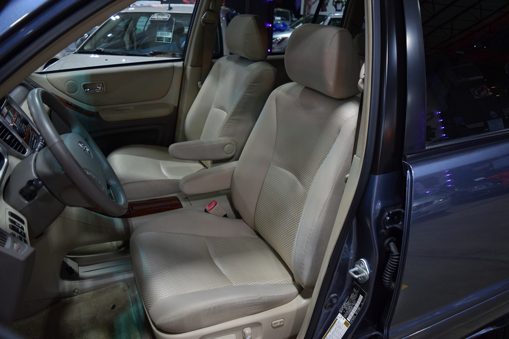 Used 2005 Toyota Highlander Limited FWD image 19